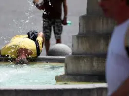 Caldo in aumento in Italia, giovedì 27 agosto bollino rosso in tre città