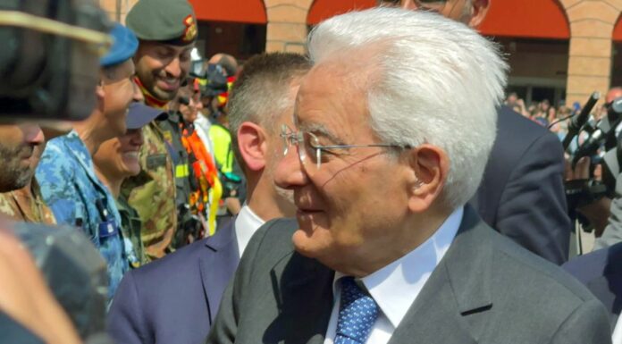 Ucraina, Mattarella “Urgente sforzo comune per una prospettiva di pace”