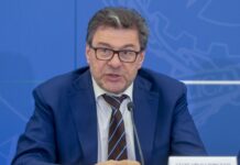 Giorgetti “Per canone Rai pensare a nuovi modelli di finanziamento”
