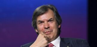 Intesa Sanpaolo, gli utili cresceranno fino al 2025