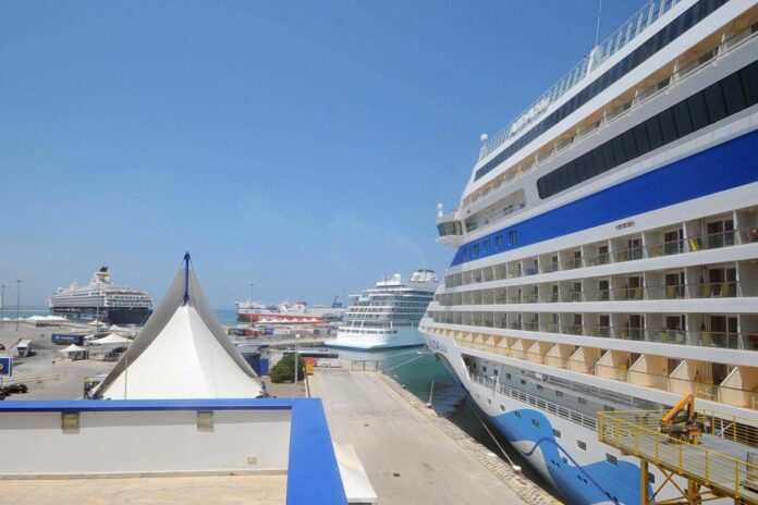 Terminal Crociere al porto di bari
