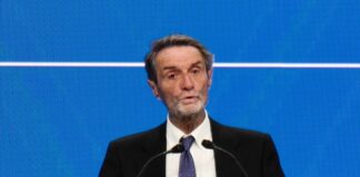 Fontana prosciolto anche in appello per il caso camici “Grande gioia”