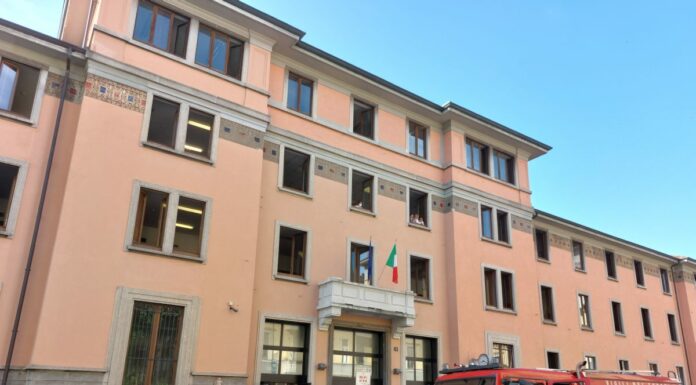 Incendio in una casa di riposo a Milano, 6 morti