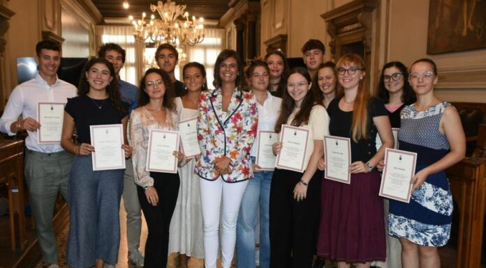 La presidente del Consiglio comunale Damiano premia a Ca’ Farsetti i “centini”