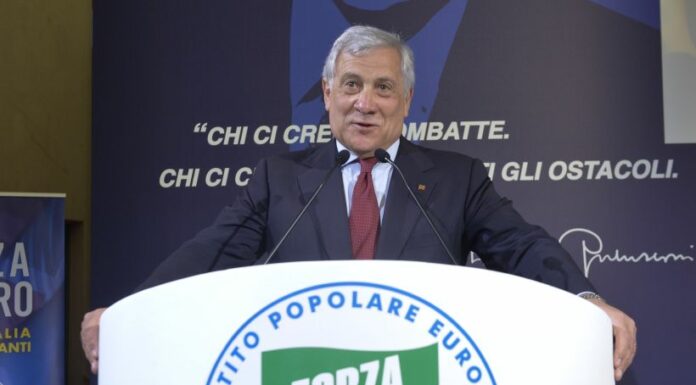 Forza Italia, Tajani “Mi candiderò al congresso”