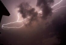 A luglio in Lombardia grandine fino a 10 centimetri e 150 mila fulmini