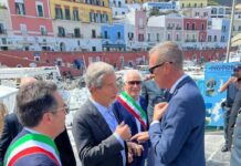 Musumeci incontra i sindaci delle Isole Ponziane