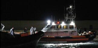 Due migranti morti e 32 dispersi al largo di Lampedusa