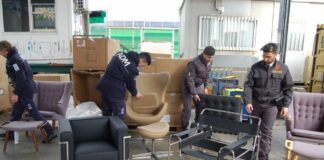 A La Spezia sequestrati 1600 articoli di design contraffatti