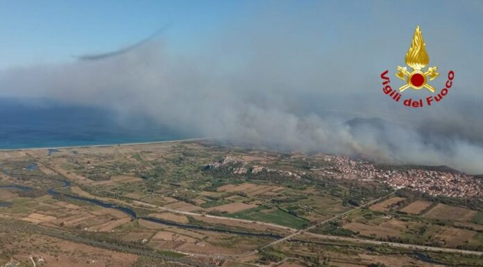 Incendi in Sardegna, trovati alcuni inneschi