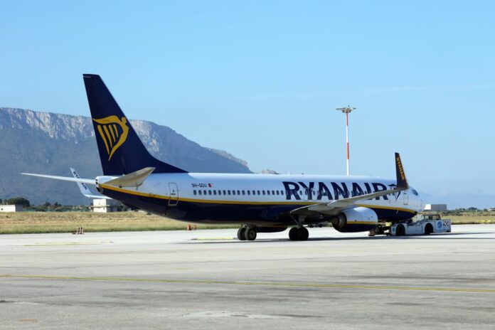 Foto Archivio - Aerei della Ryanair all 'aeroporto di Palermo