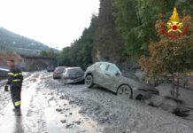 Esonda torrente a Bardonecchia, fango e detriti invadono il centro