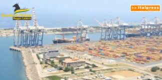 Sequestrati al porto di Gioia Tauro 150 chili di cocaina purissima