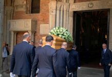 L’ultimo saluto ad Alberoni, “Ci ha insegnato che l’amore si impara”