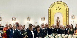 Schifani a funerale operaio forestale “Vittima innocente di mani criminali”