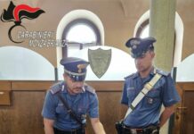 Arcore, blitz dei Carabinieri. Scoperto minimarket della droga
