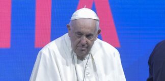 Papa “Non dimentichiamo la martoriata Ucraina”