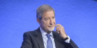 Terremoto nei Campi Flegrei, Musumeci “Acceleriamo sui piani ma evitiamo allarmismi”