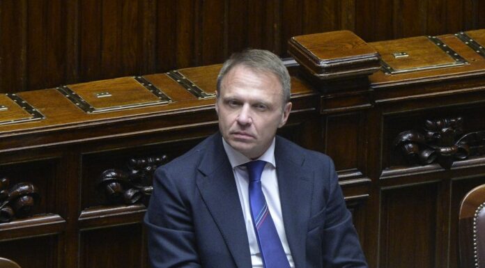 Alimentare, Lollobrigida “Centrale la certezza degli approvvigionamenti”