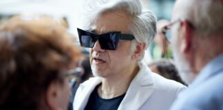 Morgan insulta il pubblico a Selinunte, poi le scuse social