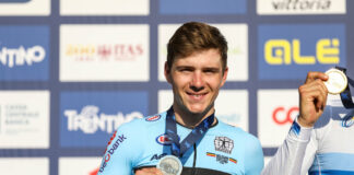 Vuelta, Evenepoel vince ad Andorra e indossa la maglia rossa