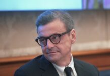Calenda “Mettere le risorse sulla sanità”