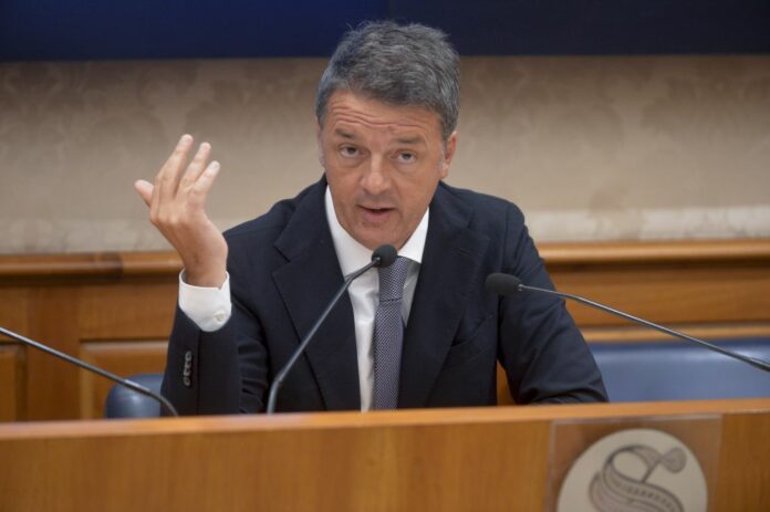 Senato Sala Nassyria conferenza stampa di Matteo Renzi sulla situazione politica
