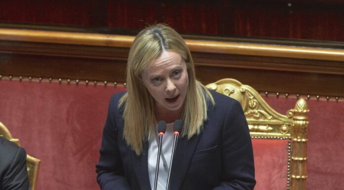 Meloni “Extraprofitti? Non difendo rendite di posizione”
