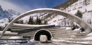 Mit “Accordo con la Francia per evitare la chiusura del Monte Bianco”