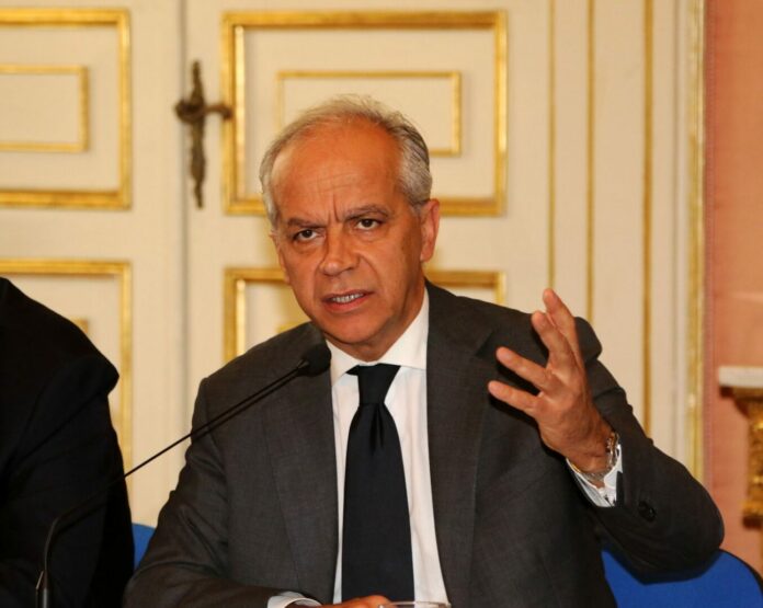 Napoli Il ministro dell'Interno Matteo Piantedosi in Prefettura per partecipare al Comitato provinciale per l'Ordine e la Sicurezza pubblica