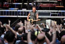 Bruce Springsteen è malato, annullate due date del tour