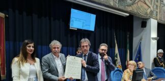 Palanca cittadino onorario di Catanzaro, ritirata la maglia numero 11