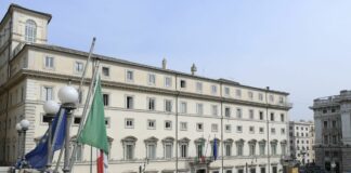 Calabria-CdM, ok stato emergenza ospedali e resiste su attribuzioni