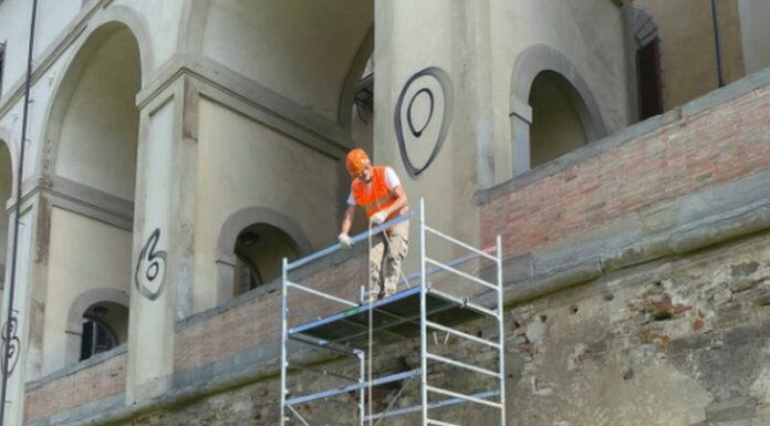 Corridoio Vasariano a Firenze, al via ripulitura delle colonne