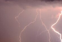 Vento e pioggia a Palermo, voli dirottati e cancellati