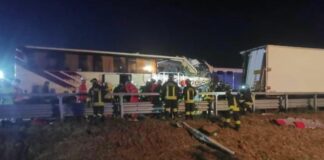 Scontro fra pullman e tir sull’A4 in direzione Trieste, tre feriti gravi