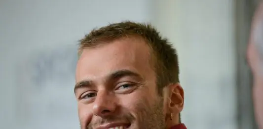 Paltrinieri primo tedoforo in Italia verso Milano-Cortina, c’è anche Polonara