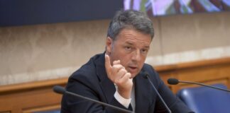 Manovra, Renzi “Mancano 30 miliardi, governo abbassi le tasse”