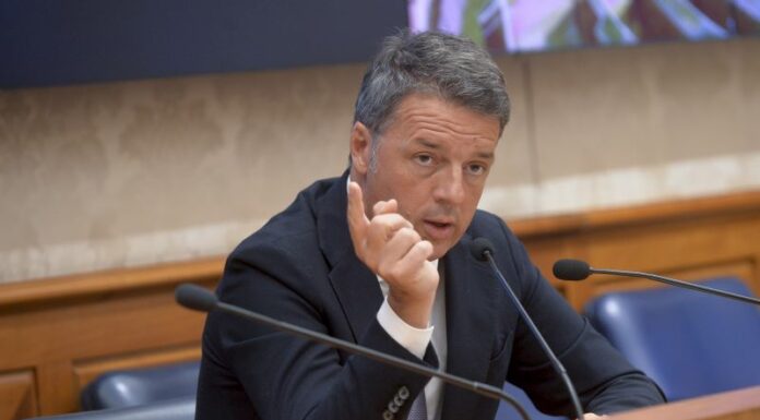 Manovra, Renzi “Mancano 30 miliardi, governo abbassi le tasse”