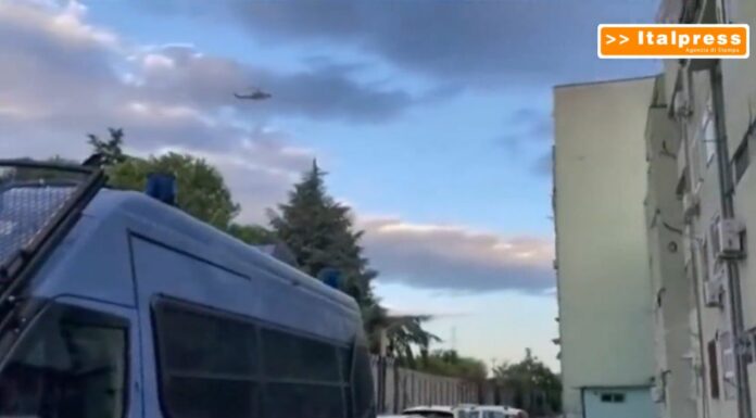 Blitz interforze al “Parco Verde” di Caivano, impegnati 400 uomini