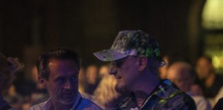 J-Ax incorona Jess e Polvere nuovi talenti musicali milanesi