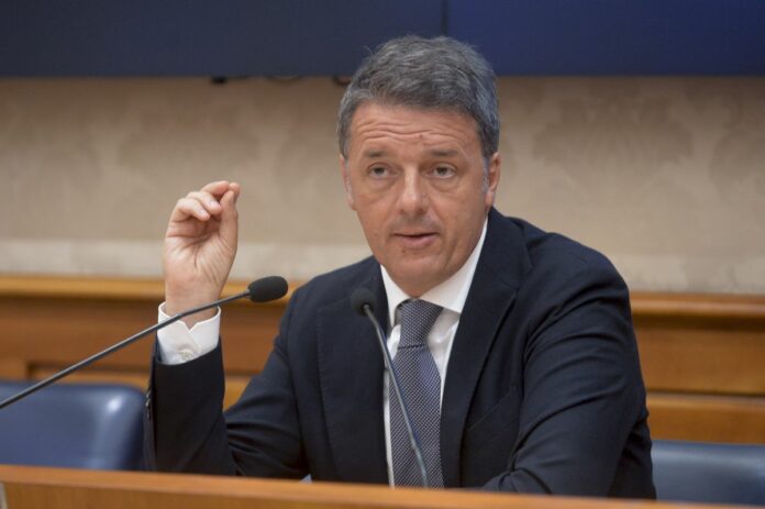 Senato Sala Nassyria conferenza stampa di Matteo Renzi sulla situazione politica