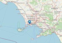 Terremoto di magnitudo 3.8 tra Napoli e Pozzuoli, gente in strada