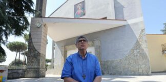 Don Patriciello “Spari in strada a Caivano, sono una sfida allo Stato”