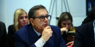 Rigassificatore, Toti “Chi chiede seduta vuole fare solo polemica”