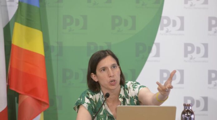 Sanità, Schlein “Con tagli del governo non abbiamo futuro”