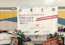 Raduno nazionale della Vespa a Catania, festa per un mito