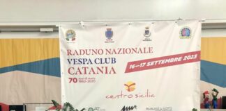 Raduno nazionale della Vespa a Catania, festa per un mito