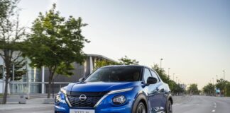 Autogiapponese celebra i 15 anni di Nissan e il suo terzo Global Award