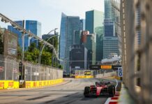 Venerdì rosso a Singapore, Ferrari in testa nelle libere